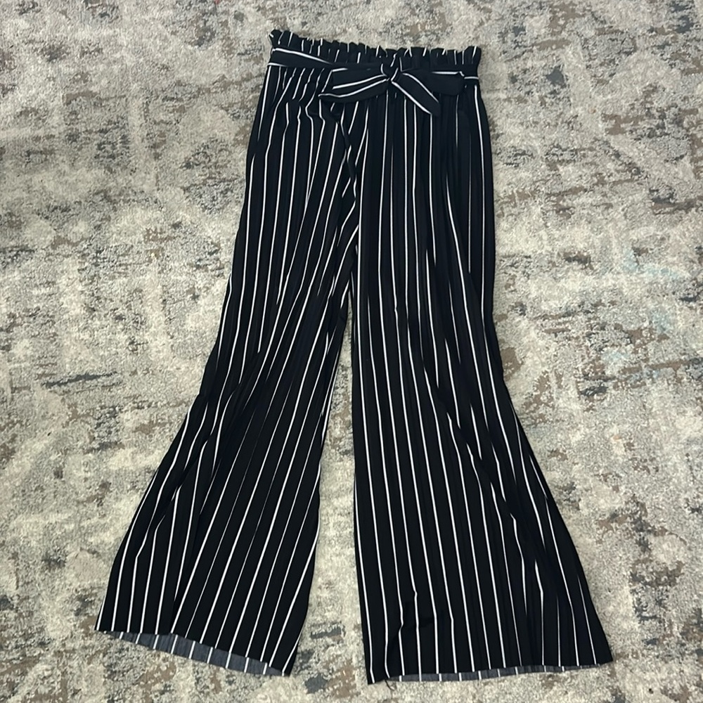 Jon & Anna Contemporary Pants